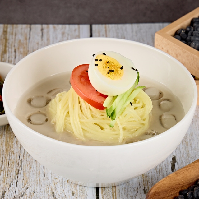 100% 국내산 콩, 백태,서리태! 고소한 콩국수 콩물 430ml 4팩