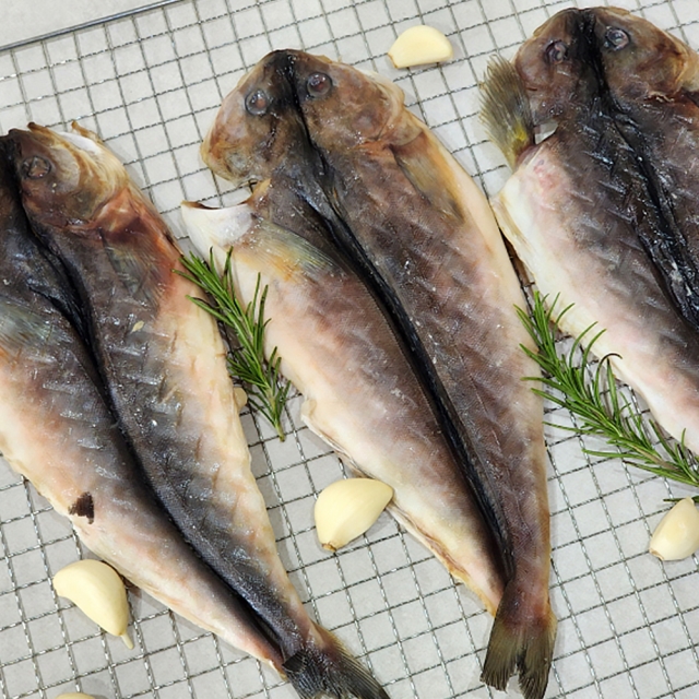 국내산 반건조 임연수 중 5미 (450g 내외)