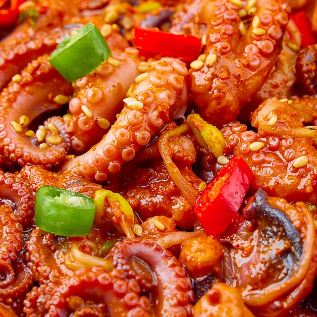 맛있게 매콤한 쫄깃쫄깃 쭈꾸미 볶음 300g 2팩